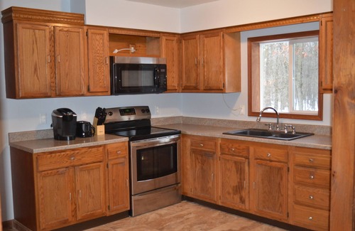 Jim Thorpe House | Family-Friendly 3BR Retreat in Jim Thorpe with Game Room