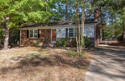 North Raleigh House | Family-Friendly Retreat with Fenced Yard and Swingset