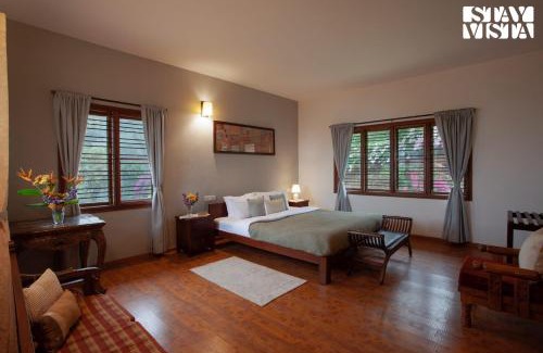 Madikeri Villa | Explore StayVista at Mercara Hill with Exciting Games