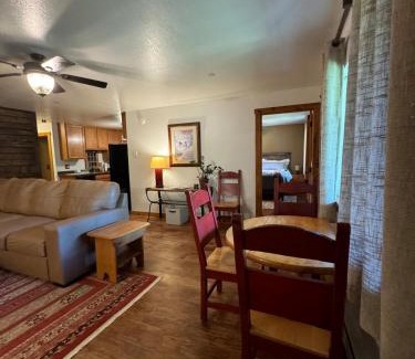 The Ponds Apartment | 3BR Mountain Condo Pet Friendly