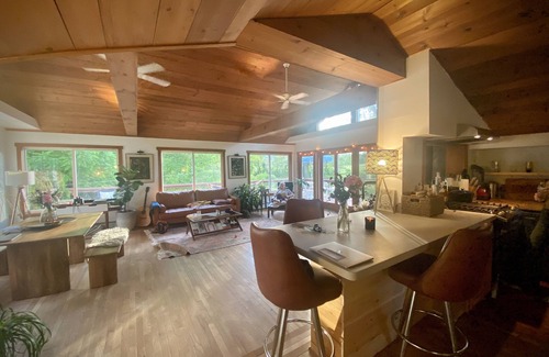Tyler Hill House | Nature Retreat: 3BR Escape with Private Pond & Hot Tub