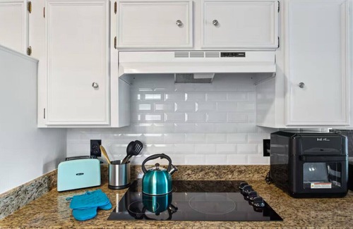 Irving House | 3BR Near DFW & AT&T Stadium