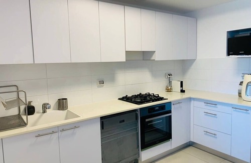 Yanuv Apartment | Unique 3BR Apartment with Breathtaking Views in Glil Yam