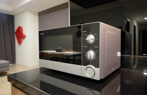 Pancoran Apartment | Cozy 3BR Pancoran L'Avenue Apartment with Pool & Kitchen