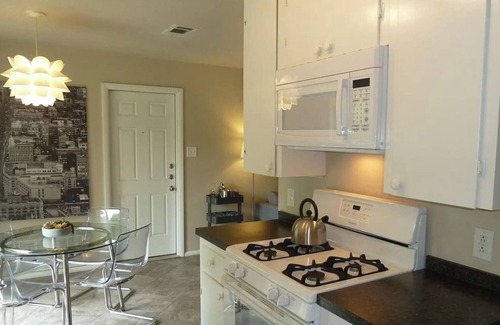 University Hills and Windsor Park House | 3BR Pet-Friendly Home w/Big Yard