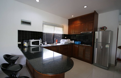 Nong Prue Villa | Welcoming 3BR Pool Villa in Russia, Perfect for Families
