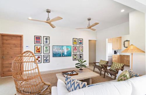 Opal Villa | 3BR Private Pool Retreat 4 Mins Drive by Bocobay