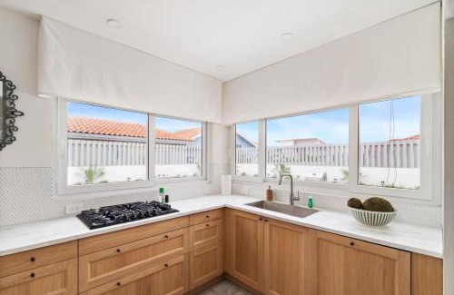 Opal Villa | 3BR Private Pool Retreat 4 Mins Drive by Bocobay