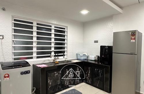 Taman Tanjung House | Cozy 3BR Retreat in PD - Ideal for Families and Groups