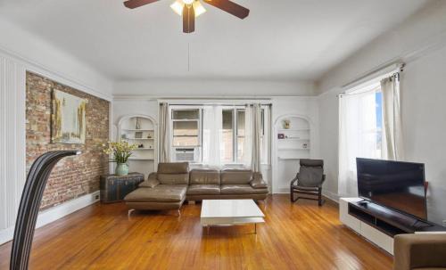 West New York Apartment | Bright 3BR Skyline Apartment in Vibrant District - Pet Friendly
