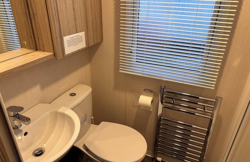 Skegness Cabin | 3br-sleeps6-parking-pool-nearbeach&skegness
