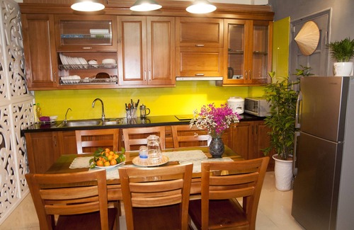 Truc Bach House | Cozy 3BR House with Lake View near Hoan Kiem Lake