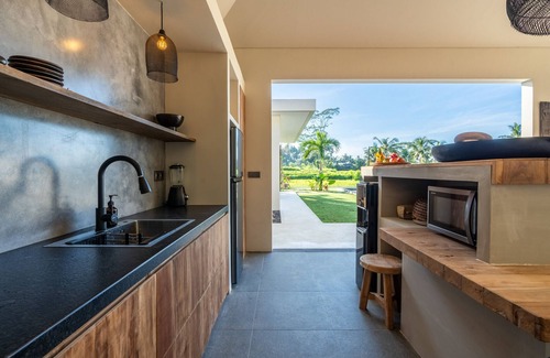 Pejeng Kawan Villa | 3BR Villa Ubud, Stunning Ricefields Views