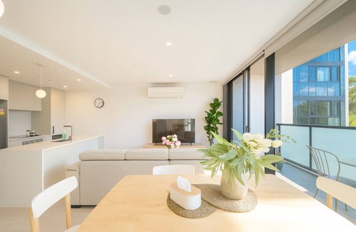 Reid Apartment | 3BRs Apt with Mountain Views | Heart of Canberra