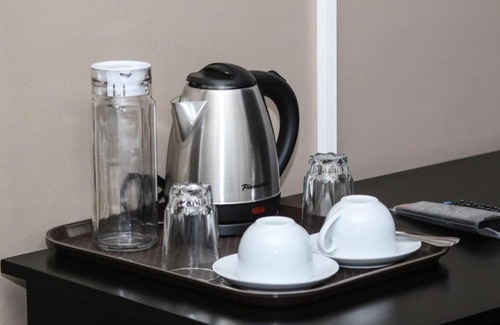 Kweneng District House | Pet-Friendly 3Carnations Bed and Breakfast: Guest Rated 10/10