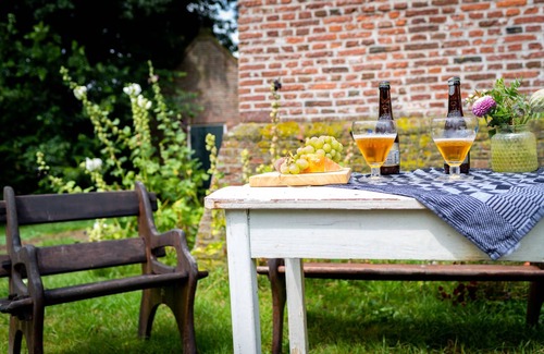 Twisk Apartment | Top-Rated 3k Apartment B&B with Breakfast in Heavenly Twisk