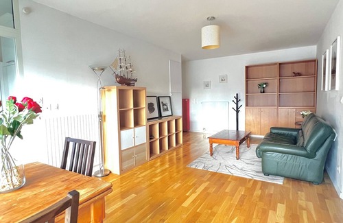 Ivry-port Apartment | Cozy 3-Room Apartment with Parking Near Paris Attractions