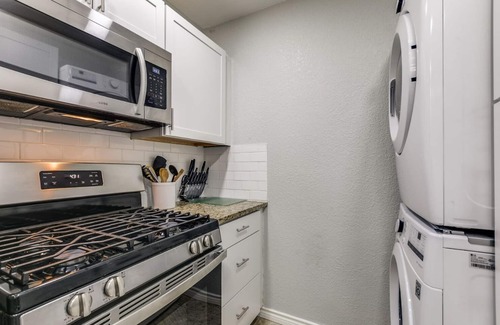 West San Antonio House | Inviting 3BR Retreat with Pool & Modern Amenities