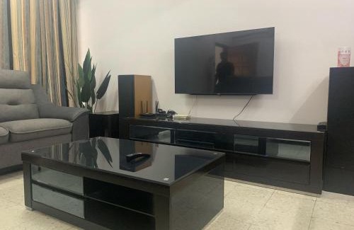 Bukit Jalil House | Comfortable 3R Suite for Families - Rated 9/10!