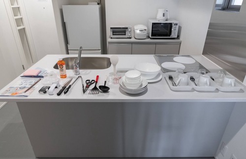 Meieki Apartment | Experience Burgundy Black: 10/10 Stay with Family Amenities