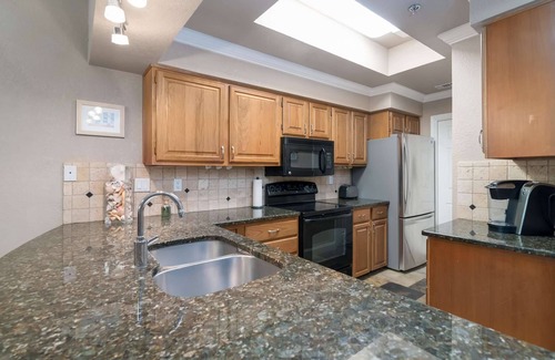 Highland Lake Estates Condo | Elevate Your Stay: Scenic Balcony Views & Premium Amenities