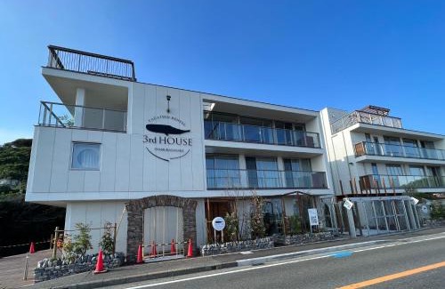 Kamakura Villa | Experience Oceanfront Bliss at 3rd House Inamuragasaki