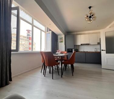 Aktau Apartment | Pet-Friendly Retreat in 4 микрорайон for Families