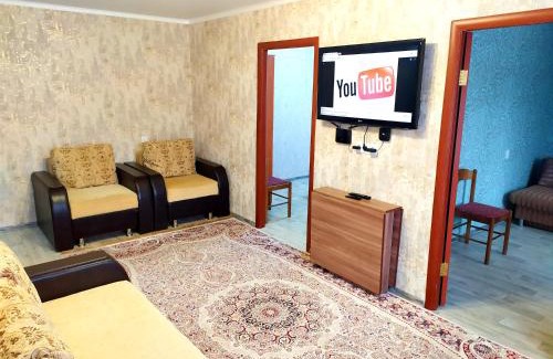 Kostanay Apartment | Cozy 4-Room Apartment in Center near TSUM - Pet Friendly