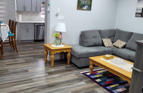 Churchill Meadows House | Spacious Home in Mississauga with 4 Bedrooms & Top Amenities