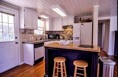 Briarcliff House | Scenic 4/2 by Marina: Relax with Views, Grill & WiFi