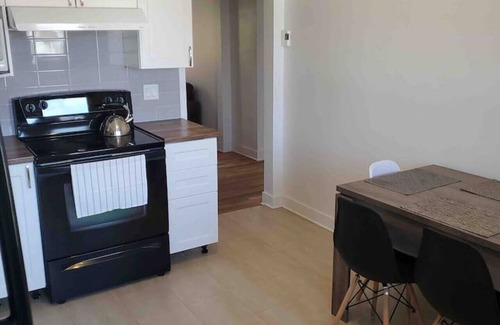 Bellerive Apartment | 4.5 équipé - près services +bus