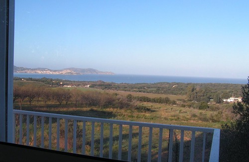 Lumio Apartment | Sea View Apartment for 4-6 Guests with Pool & Breakfast