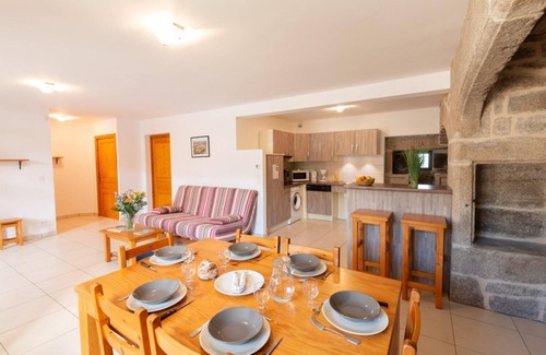 Albaret-le-Comtal House | Family-Friendly Gîte at Ferme Lionnet - Rated 9/10