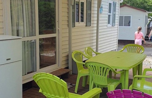 Saint-Paul-les-Dax House | Family-Friendly Mobile Home on Cozy Campsite Plot