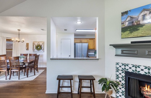 Wellborn House | 4.8 miles to Kyle Field, with game room!