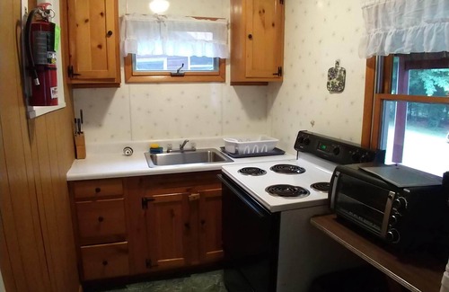 Chestertown Cottage | Family-Friendly Waterfront Retreat on Loon Lake - 9.6/10 Rated