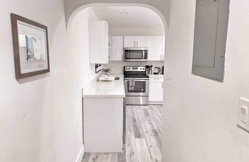 Survey Creek Apartment | Ideal 4 Apt Block for Large Groups | Sleeps Up to 16 Guests