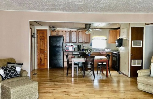 West Newton House | Family-Friendly 4-Bedroom Retreat Near Downtown with Views