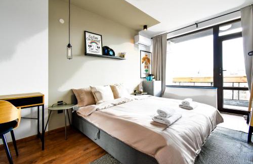 Sofia City Center Apartment | Family-Friendly Retreat with Netflix and Scenic Views