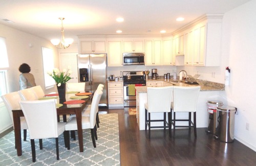 Seaside Heights Condo | Ideal 4-Bedroom Condo Steps from Beach & Boardwalk