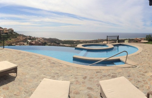 Paraiso Escondido House | Inviting 4-Bedroom Villa at Montecristo Estates with Pool