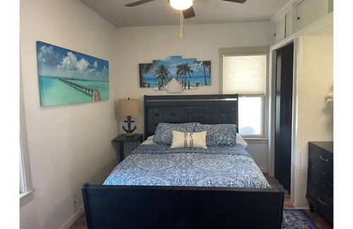 Two Rivers House | Ideal 4 Bed Cape Cod Vacation House with Spa & Breakfast