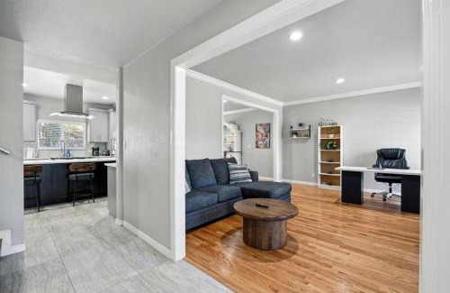 El Paso House | 4 Bed 3 and half Baths Home with Heated Pool