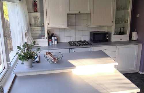 Campbeltown House | Cozy Cottage Retreat Near Campbeltown with Family Amenities