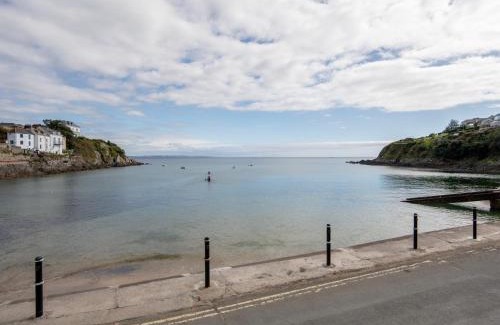 Portmellon House | Family-Friendly 4-Bed Retreat in Portmellon