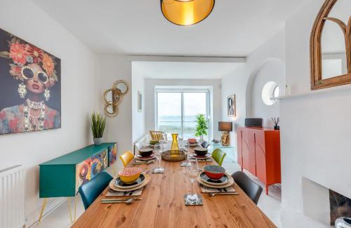 Brighton House | 4 Bed in Saltdean oc-a32366