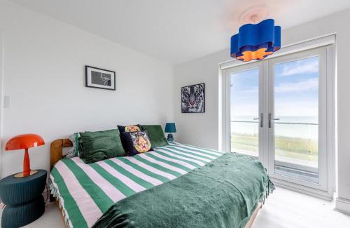 Brighton House | 4 Bed in Saltdean oc-a32366