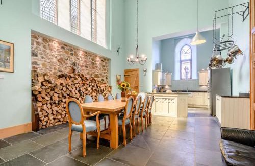 Kilchattan Bay House | Relaxing Holiday Homes in Kilchattan, UK - Pet Friendly Stay