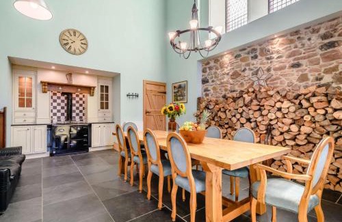 Kilchattan Bay House | Relaxing Holiday Homes in Kilchattan, UK - Pet Friendly Stay