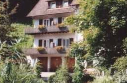 Schoenmuenzach Cottage | Escape to Pension Oesterle in the Black Forest